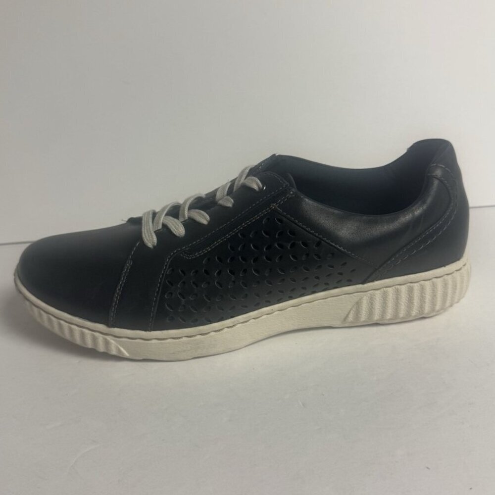 Clarks Women's Caroline Ella Sneaker Navy Size 10M